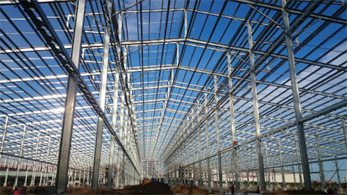Thi công lắp dựng kết cấu thép